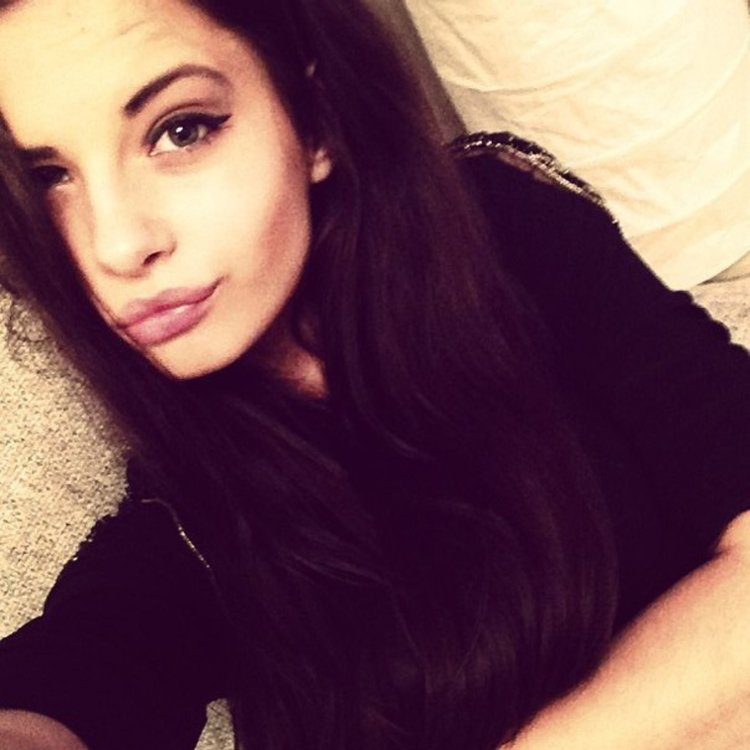 TariLook tweet picture
