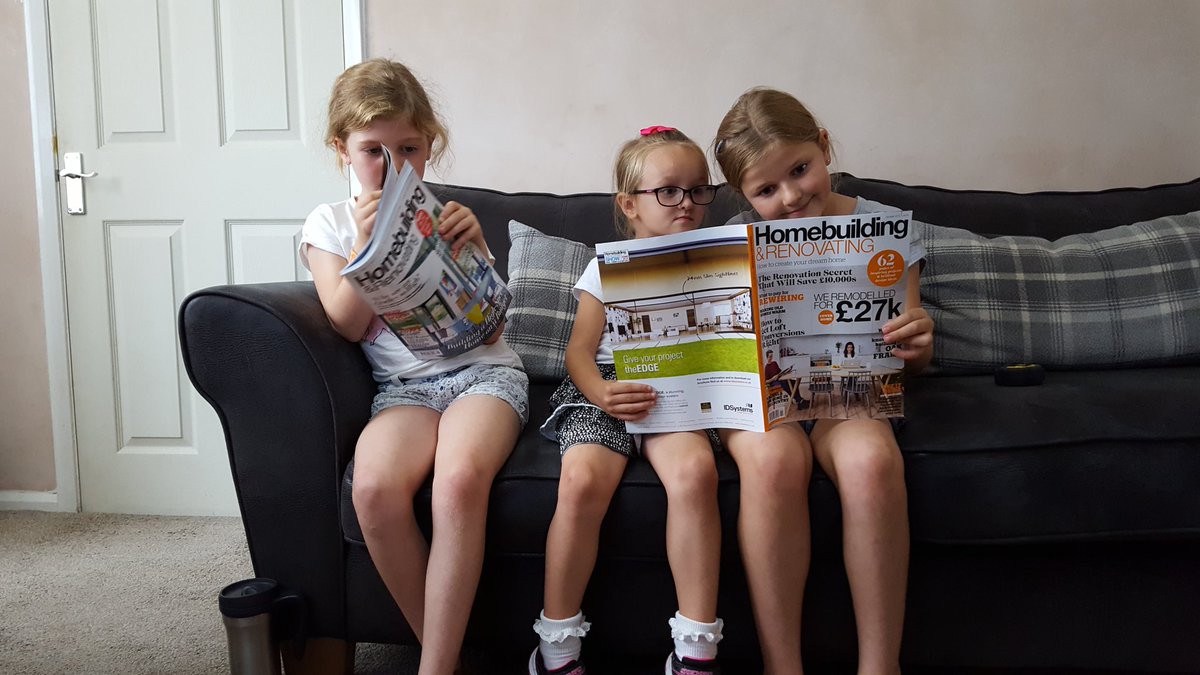 ClearSelfBuild's tweet photo. #minibuilders know where to get their design inspiration from @MyHomebuilding https://t.co/SjwYczM5uY
