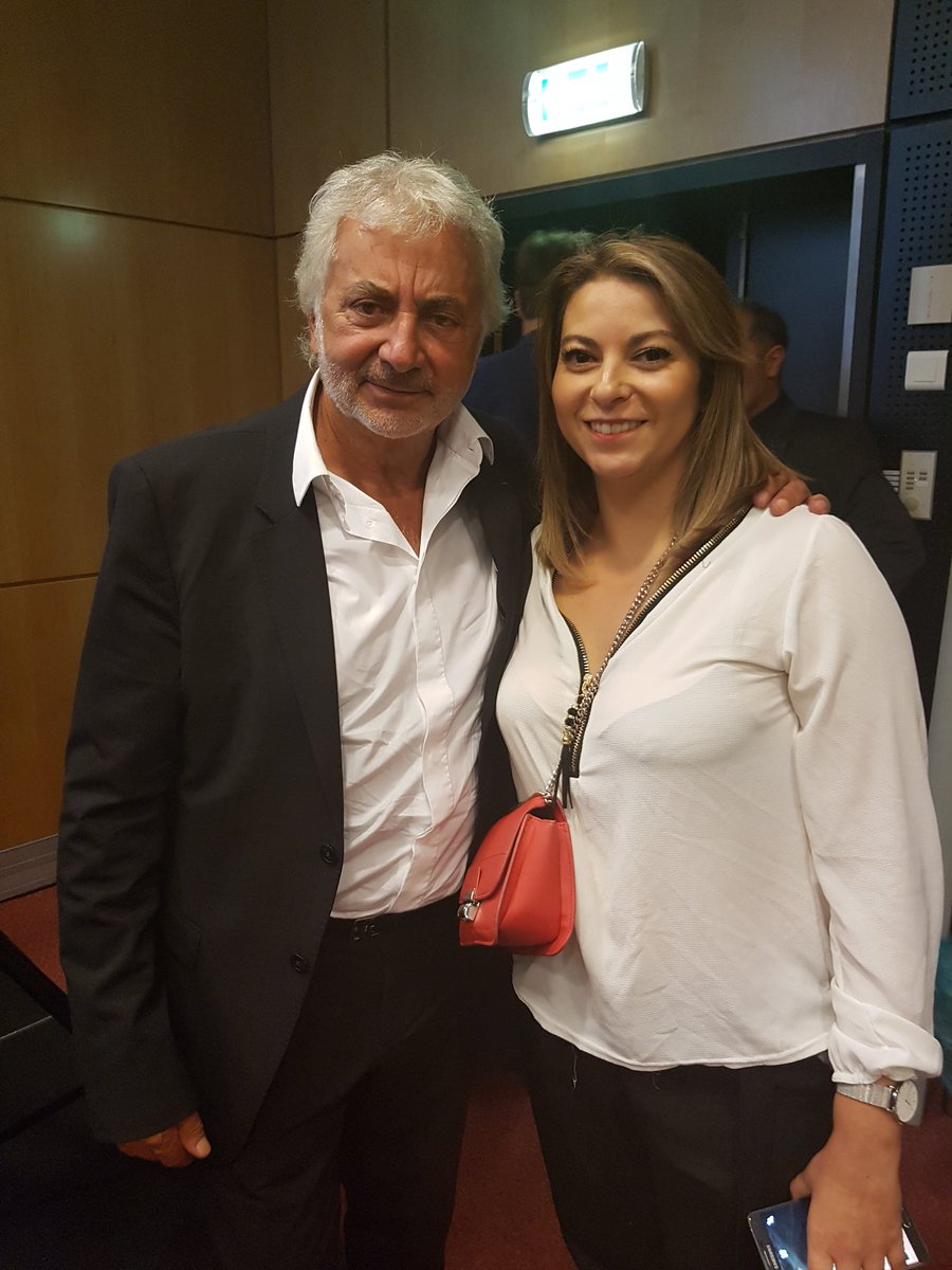 atikaprestige's tweet image. #atikaprestige #coiffure #conferencepro