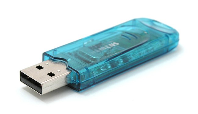 IndustryStockDE's tweet image. Crasht auch eure #Hardware - der #USB-Killer! #hardwaretest #computer bit.ly/2cBB3L5