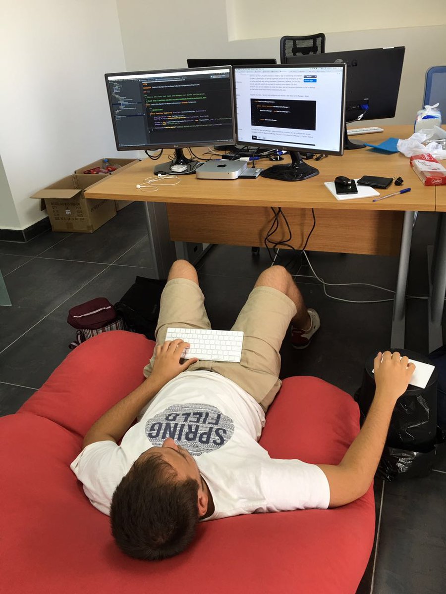 Coddict's tweet photo. Coding: Like a Boss.
#Coding #Coddicted https://t.co/fCibkD6p8d
