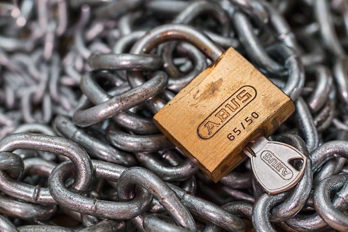 AND_Digital's tweet photo. Tech Tuesday alert! Here's a broad overview of what to consider whilst securing web APIs! https://t.co/3rn3SVC9ze https://t.co/NThDBnHJIC