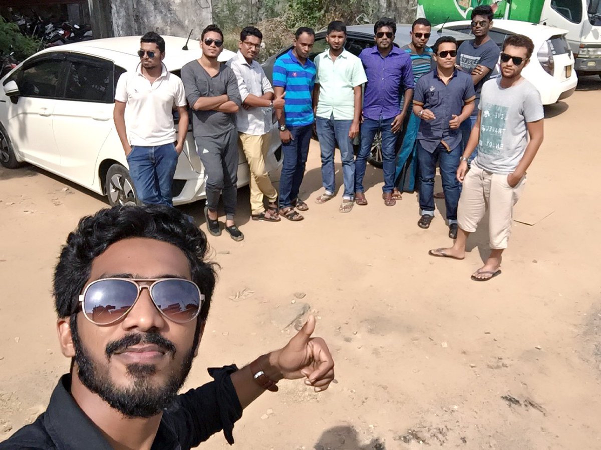 ImNasni's tweet photo. While on our way to #Paasikuda beach.
-
#Friends4Ever #Days #Awesome #L4L #F4F #Friends4Life #FoodLk https://t.co/gtWJZPKVvW