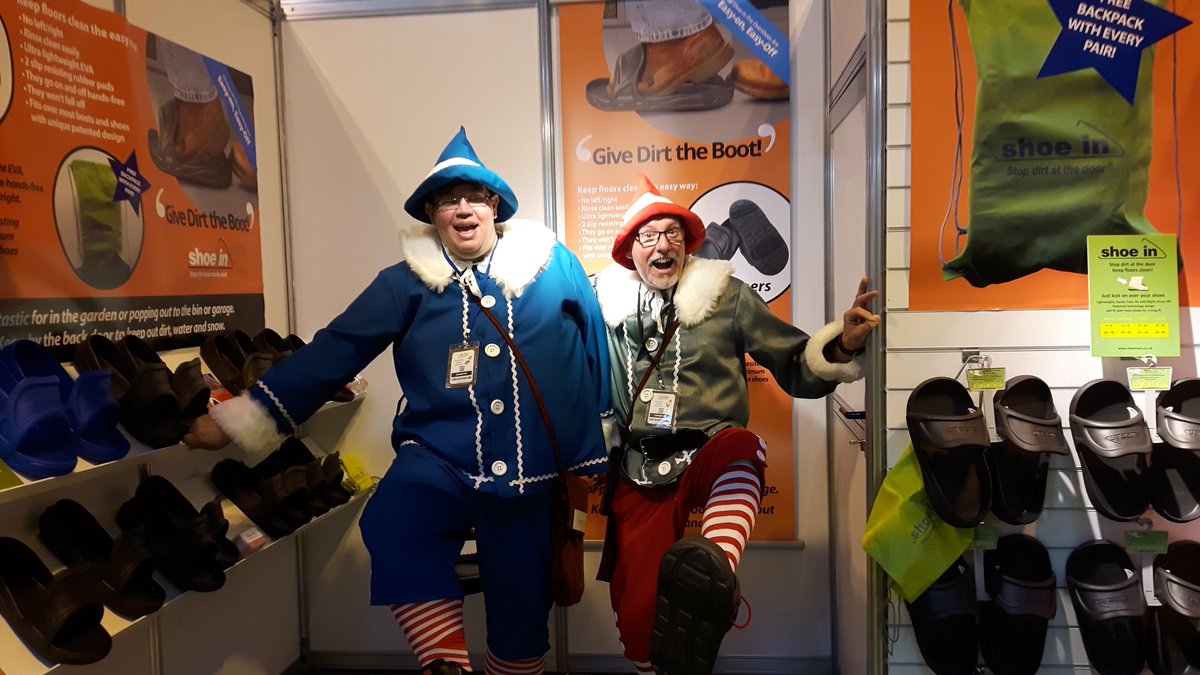 ShoeInPro's tweet photo. Santa's little helpers visiting get ghetto #ShoeInPro stand at GLEE https://t.co/YBOFWCaWzl