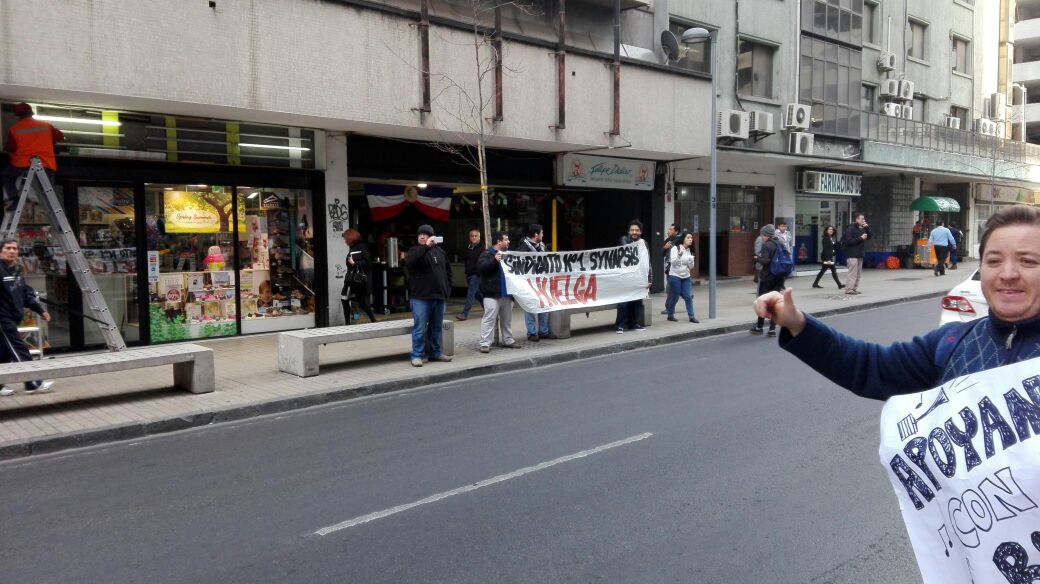 sindicatosynap's tweet photo. Vamos Compañeros!! 👊✊ @TIVIT_Synapsis #Huelga #TivitSynapsisEnHuelga https://t.co/YsANdwBKi8