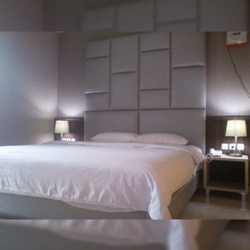 SportsCenterHIC's tweet photo. Guest House setara dengan kamar hotel bintang 3 dan harga yang terjangkau hanya di Harapan Indah Club https://t.co/HctAUsnHaA