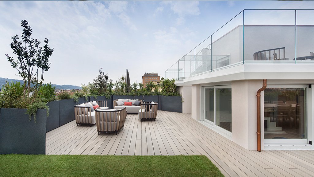 Roofingreen's tweet photo. #Lagrange12: #rooftop panoramico nel cuore di Torino, in collaborazione con Roofingreen https://t.co/55XMxrEfFu https://t.co/PU5Bjib6uW