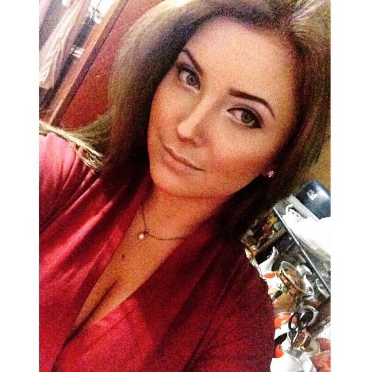 ShoemakeTamiko's tweet photo. #распродажа #метро, Заработок до 500 долларов в день — подробности здесь https://t.co/CYO4sh43bU https://t.co/i64Sjfzfv9