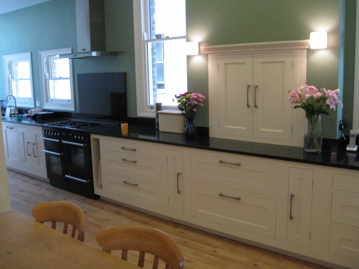 PalatinRemodel's tweet photo. The key to a contemporary kitchen is by changing the look and plan. https://t.co/eOBfr56LNF https://t.co/1GG1BKdF45