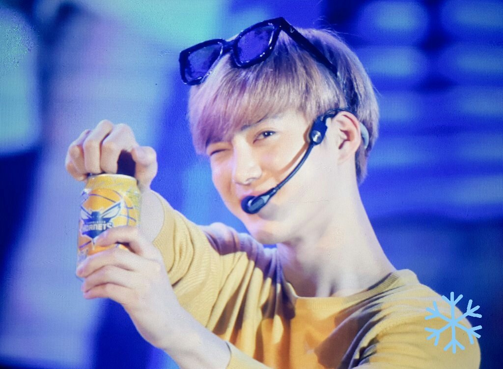 aumsaitar's tweet photo. มาแจกความสดใสครับ😋 #SUHO https://t.co/xXGxcF2Bgh