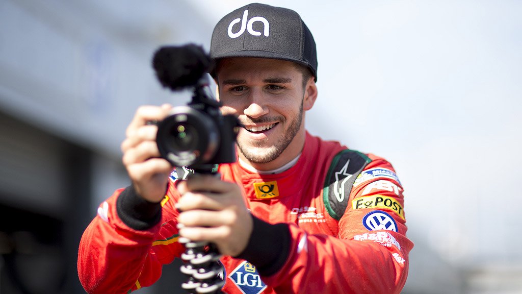 abtmotorsport's tweet photo. Lots of not approved behind the scenes stuff from our test at Donington by @Daniel_Abt: https://t.co/ZWDc6r8lbs 😁🙈😉 https://t.co/MLTuFOADlb