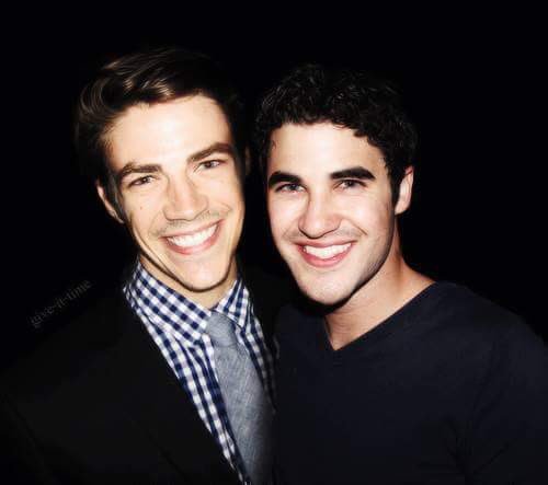 Joyeux anniversaire à mes jumeaux préférés 🎉🎁 Des années à devoir me supporter et pourtant vous êtes toujours là 😇❤️