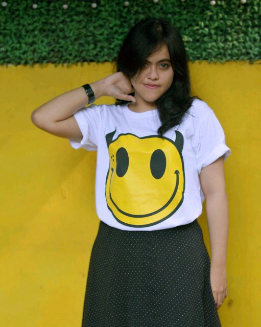 "Smileshit" available now on shophouse/online cc: <a href="/Brandindonesia/">BRAND INDONESIA</a>