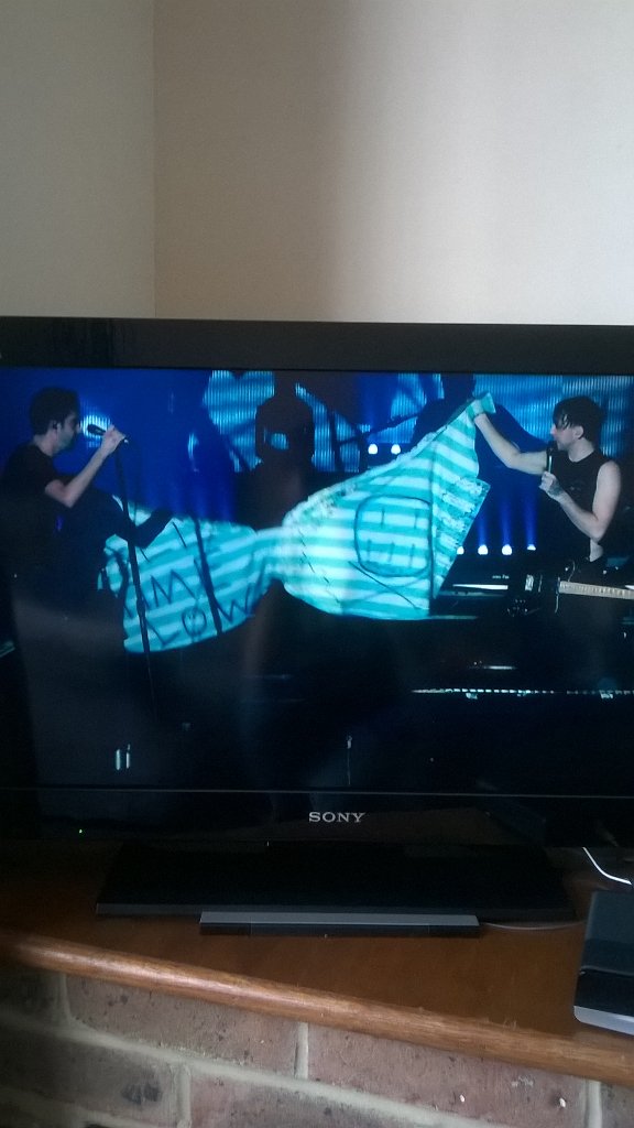 d2nerdlol's tweet photo. @AllTimeLow loving #STD2 😍😍 https://t.co/JphYQ3gUZD
