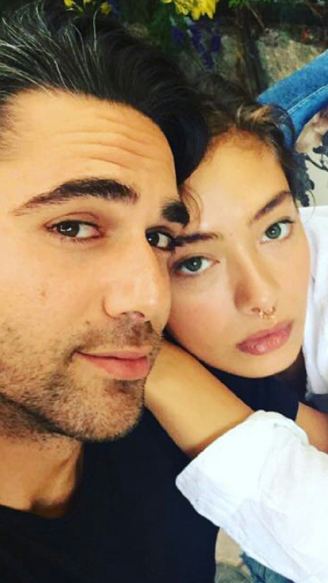 nesliisever's tweet photo. Bi fotoğraf ile anlatılabilir Huzur...
#neslihanatagül 
#kadirdogulu https://t.co/qRfDpxrcQD