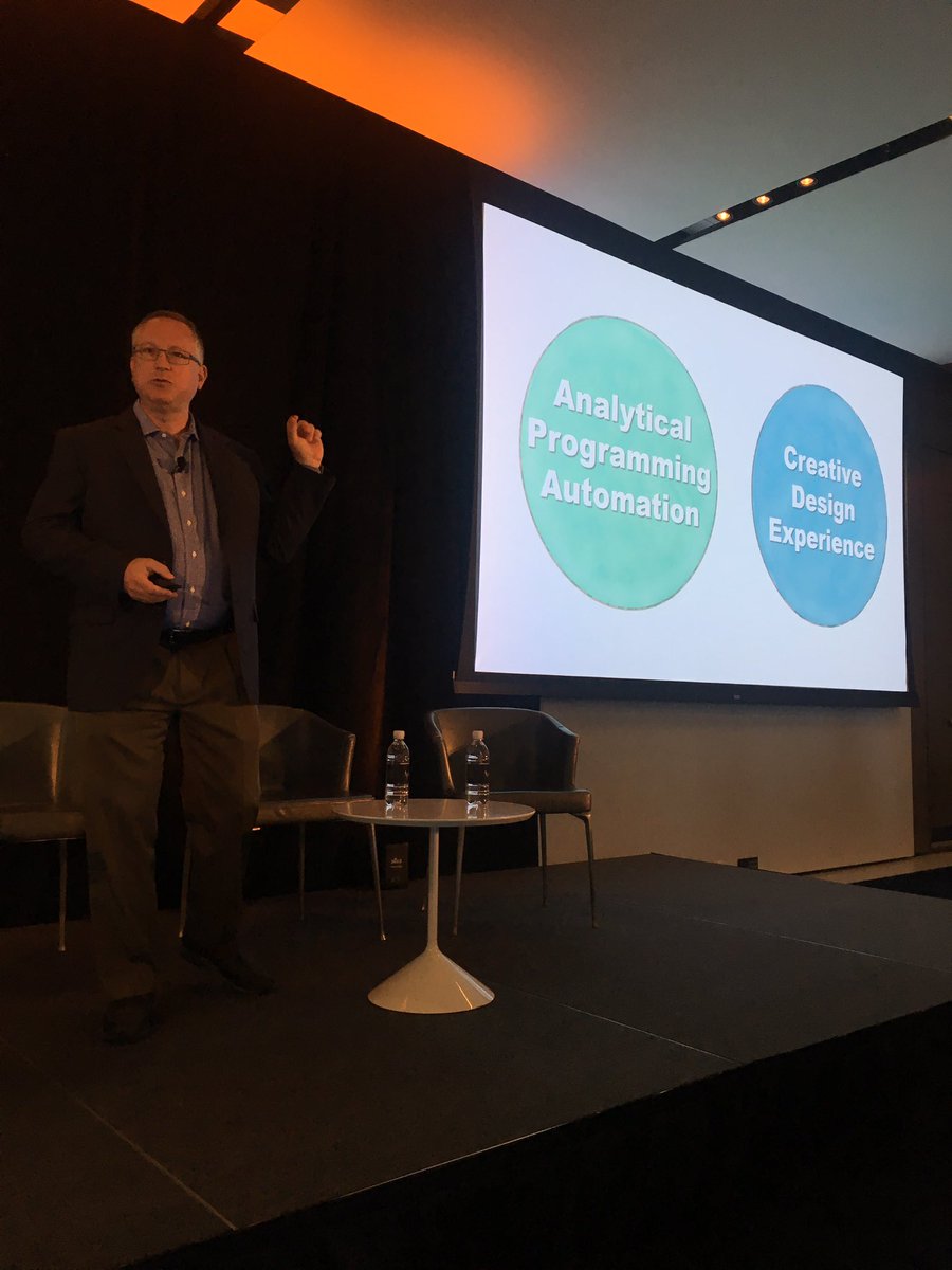 kimyatabrizi's tweet photo. Scott Brinker in the house #agility2016 @ensighten @chiefmartec https://t.co/bpHiLGTUV3