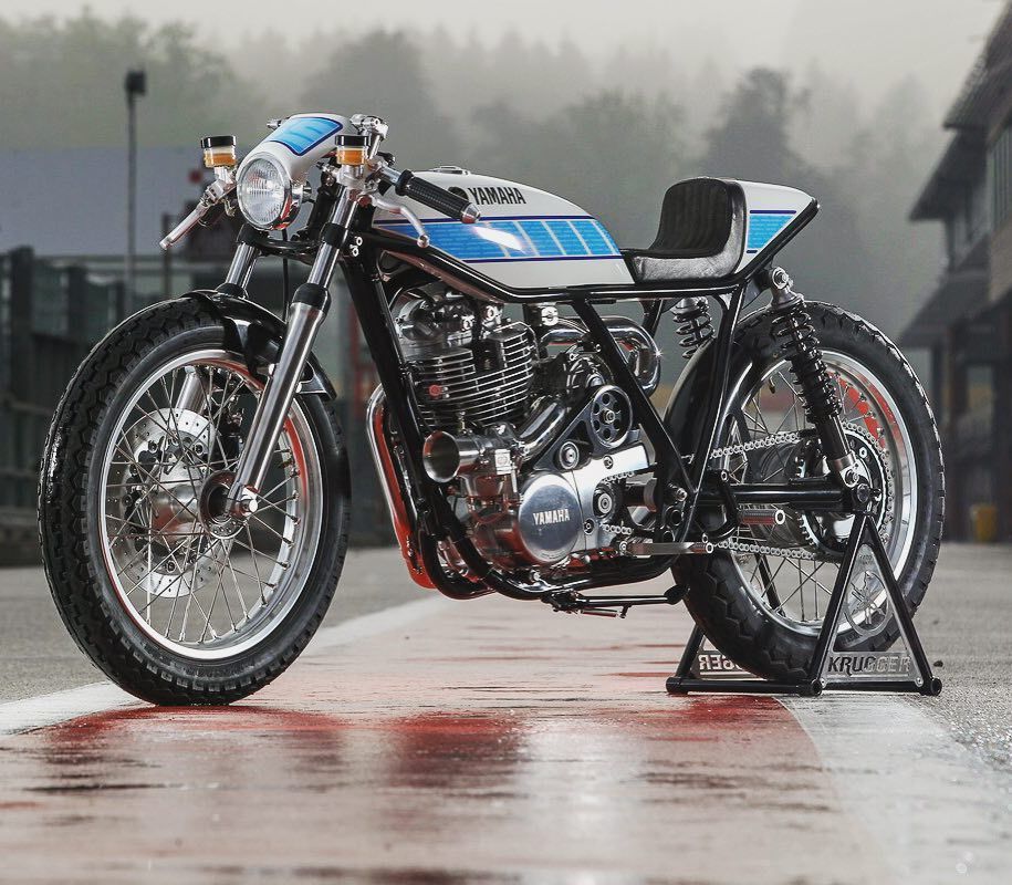 Megadeluxe tweet media