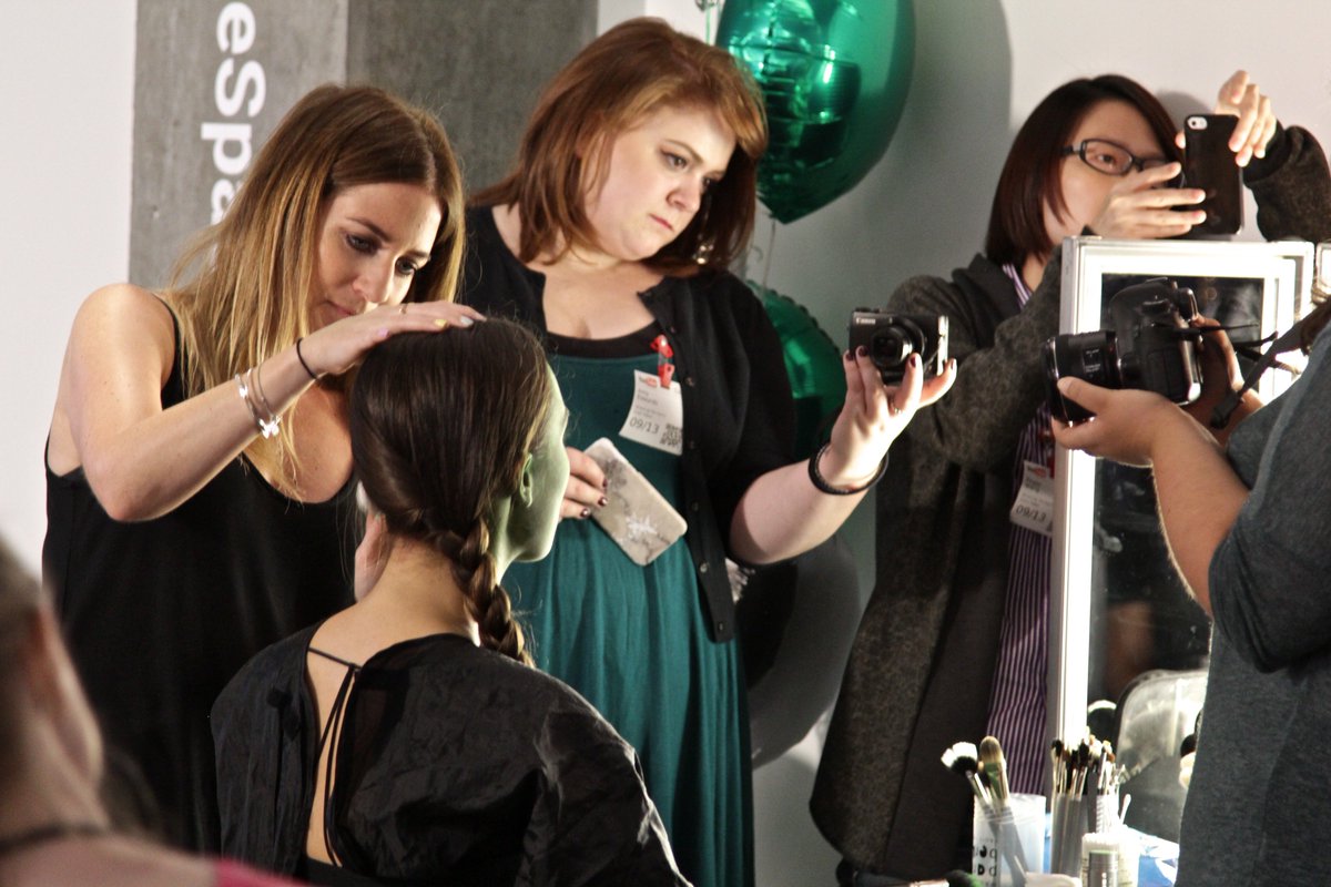 YouTube Space London tweet media