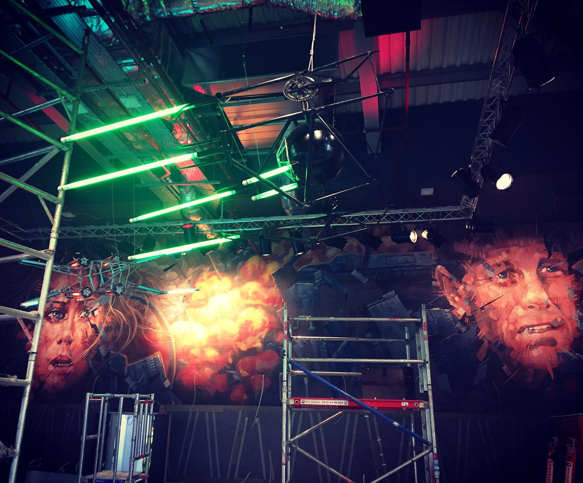 TysonLDesign's tweet photo. Another exciting project coming to life #comics #heros #lightingdesign #boltonmarketplace @TysonLighting @DrewTyson https://t.co/XbJlZE040G