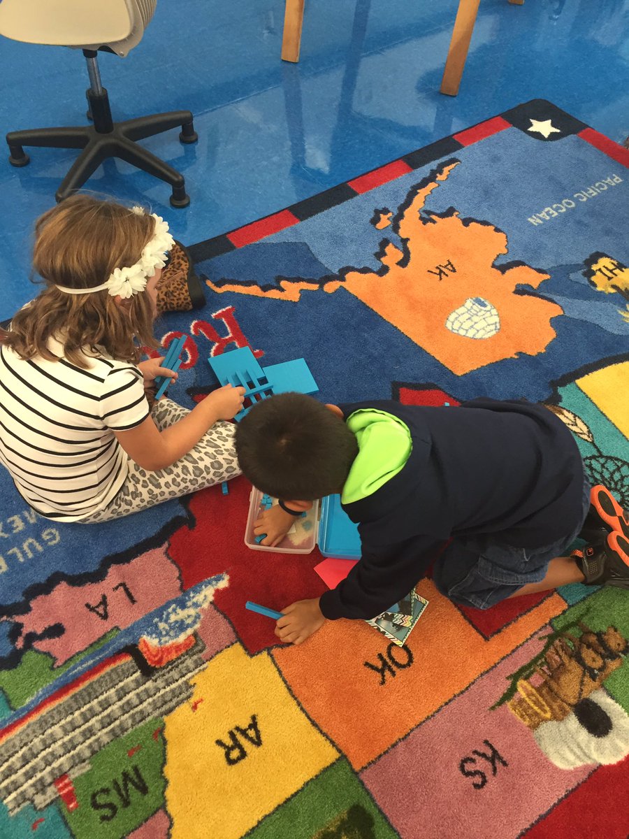 noradgreen's tweet photo. Maker space time in Mrs. Green's class!!@KarenWoodEDU @JToddings https://t.co/X1ugZ89Iyz