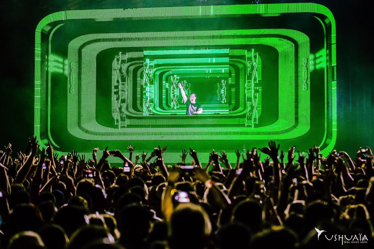 kbkvisuals's tweet photo. Tonight it's time for the closing show of this season's @ushuaiaibiza residency with @HARDWELL https://t.co/WcufixFGaP