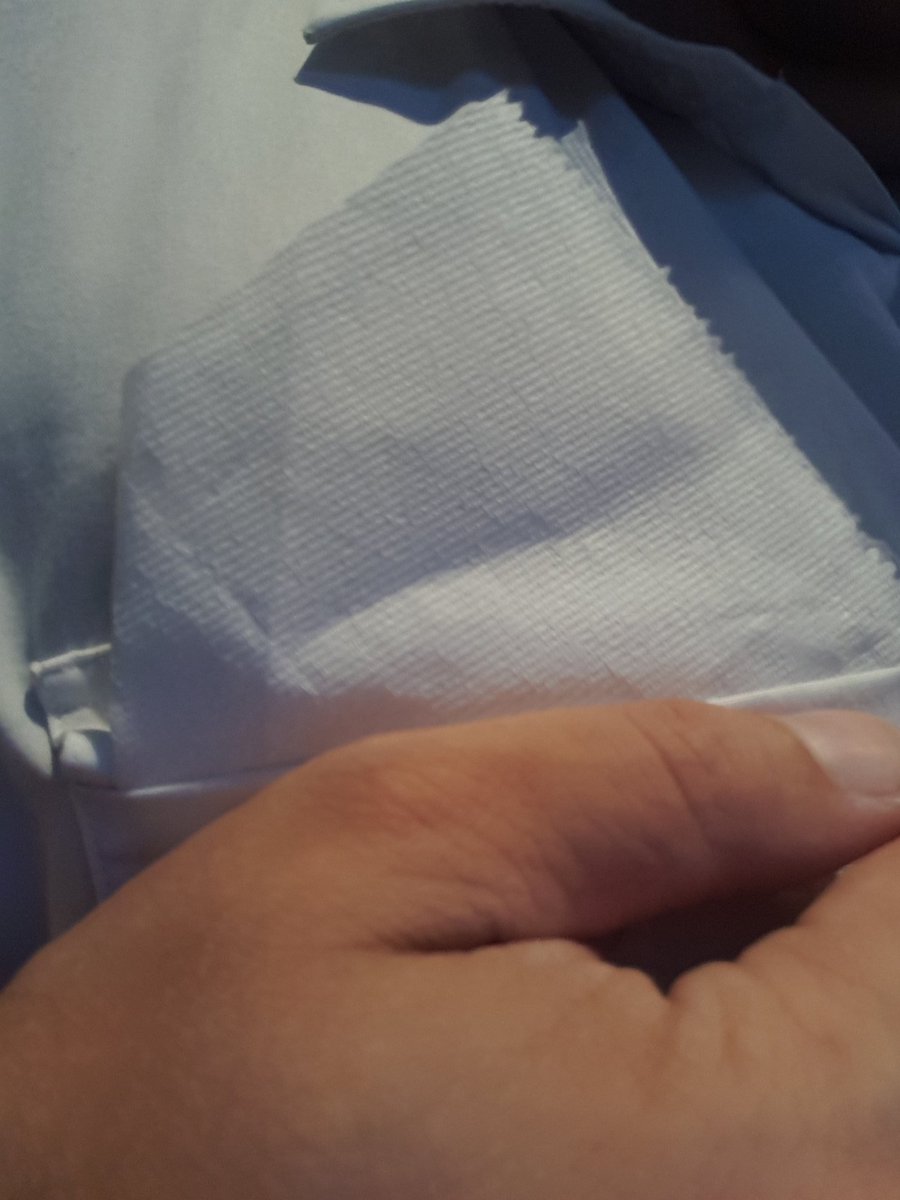 Matthew_sisco1's tweet photo. #dailypocketsquare @BenMulroney for when your on the go. https://t.co/LmpkvqAMP6