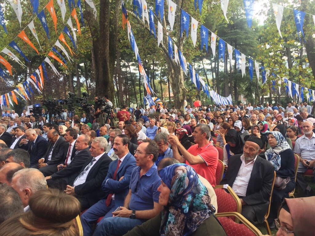 efkanala's tweet photo. Bursa'da İl Başkanlığımızın düzenlediği bayramlaşma programındayız. https://t.co/Xl5Xpq04OO