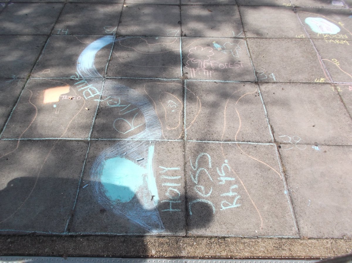 AbbeyGeogAC's tweet photo. In #DunphyCentral taking advantage of the patio squares & the weather to practise OS map skills & river landscapes. https://t.co/v7h0gGnFGZ