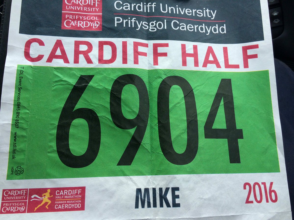 MikeEvans1967's tweet photo. @HelpHollie had to return race tag and no.to organisers clerical error green should be white #mightgetstuckintraffic https://t.co/ihcUHxqOd0