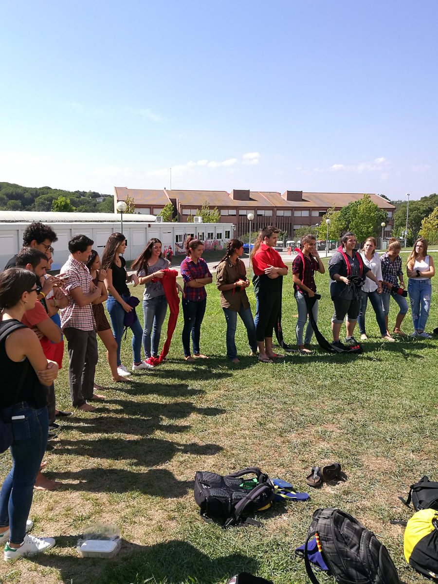 xoriguersudg's tweet photo. Ja la tenim aquí, la primera fornada de novatos de la temporada! #XorisBack #SenseNovatosNoHiHaXoriguers https://t.co/cHo50RcGvE
