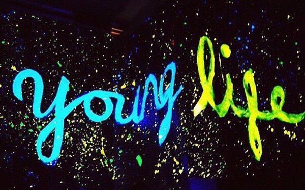 LSYoungLife's tweet photo. First Club of the year!! LSCC 7:47! Be a friend bring a friend! #LSYL #YL #YLClub #PartyOnAWeekday https://t.co/YfRCdWCsxh