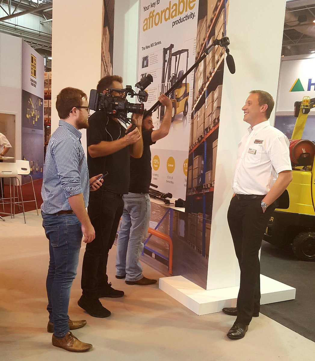 BriggsUK's tweet photo. Regional Sales Director, Les Knight talking about the latest products on display at stand 10H50 @IMHX! #BriggsIMHX https://t.co/elzlO2eDWj