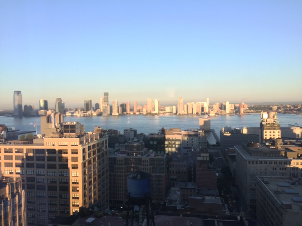 AnupamPKher's tweet photo. Thank you New York for your love, warmth &amp; energy. On my way to Toronto now..:) #TIFF16  #HeadHuntersCalling #JaiHo https://t.co/uJAkhpu7ph