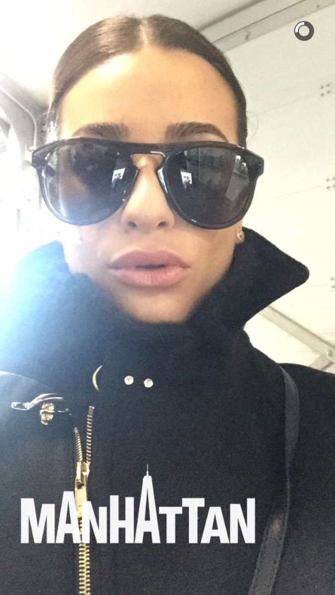 Joyeux anniversaire à la femme la plus belle sur terre et la maman la plus formidable du monde !Je t'aime ma belle❤️