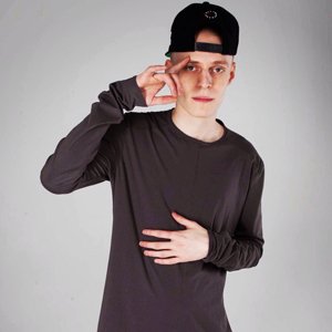 theflowmag's tweet photo. "Голоса" — совместный трек Галата, Alphavite и AquaLiquid

https://t.co/xSLlA69ylA https://t.co/l1fywA9xPs