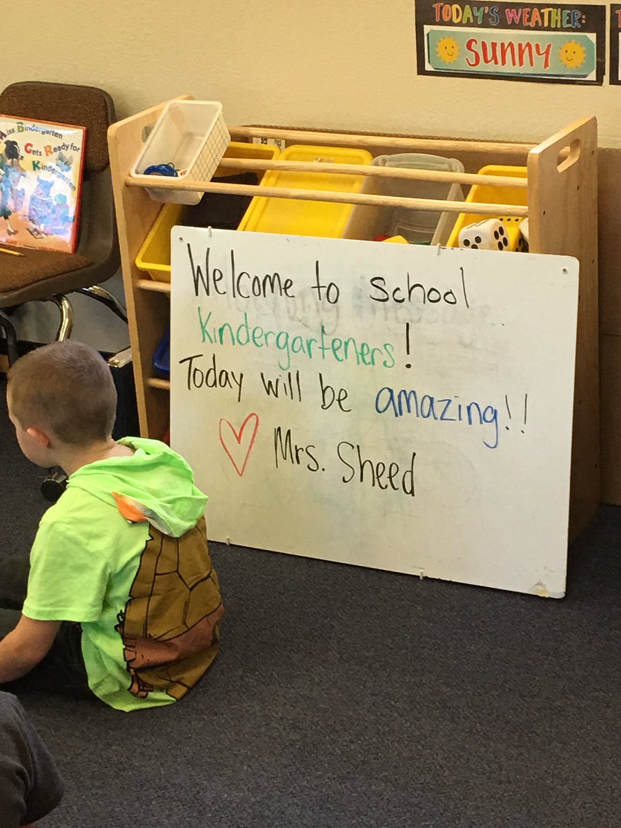 BahrKrestin's tweet photo. First day of Kindergarten in ESD: welcome to the next generation of learners! We love you! https://t.co/OQ9TH1vbbd