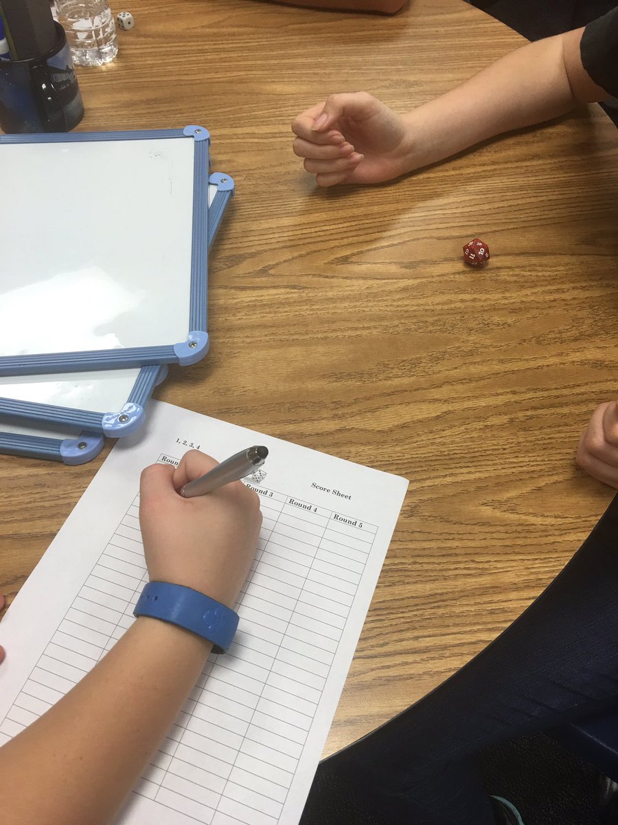 MrsCabeClass's tweet photo. Do u know ur #s 1-20? D&amp;D 20sided dice game for a quick fun # review @THS_Mustangs #cabeasl1 #aslwin https://t.co/1TSi9CIZY7