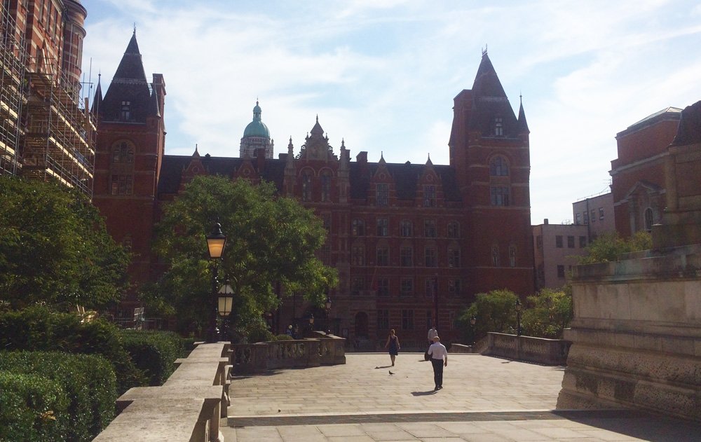 RCMLondon's tweet photo. The College looking lovely in the #heatwave sunshine! We're all set to welcome lots of new #RCMstudents next week https://t.co/cWQCtpgkxv