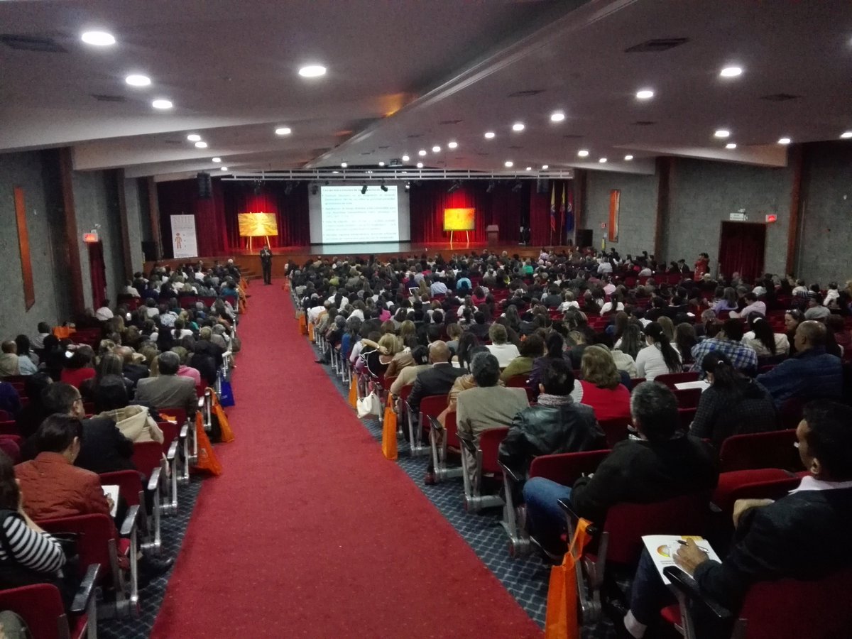 PhiHorizontal's tweet photo. V Congreso Nacional de propiedad horizontal, asistieron más de 500 personas al evento @PhiHorizontal https://t.co/QQGvzR5z6A