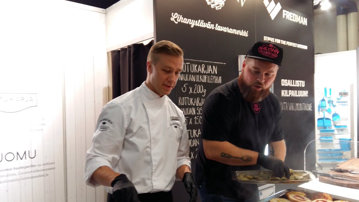 tamminenfi's tweet photo. Vielä ehdit meitä moikkaamaan #Heinontukkumessut 4G19-osastolle! #rotukarja #burger https://t.co/S0Y9kBpl4l