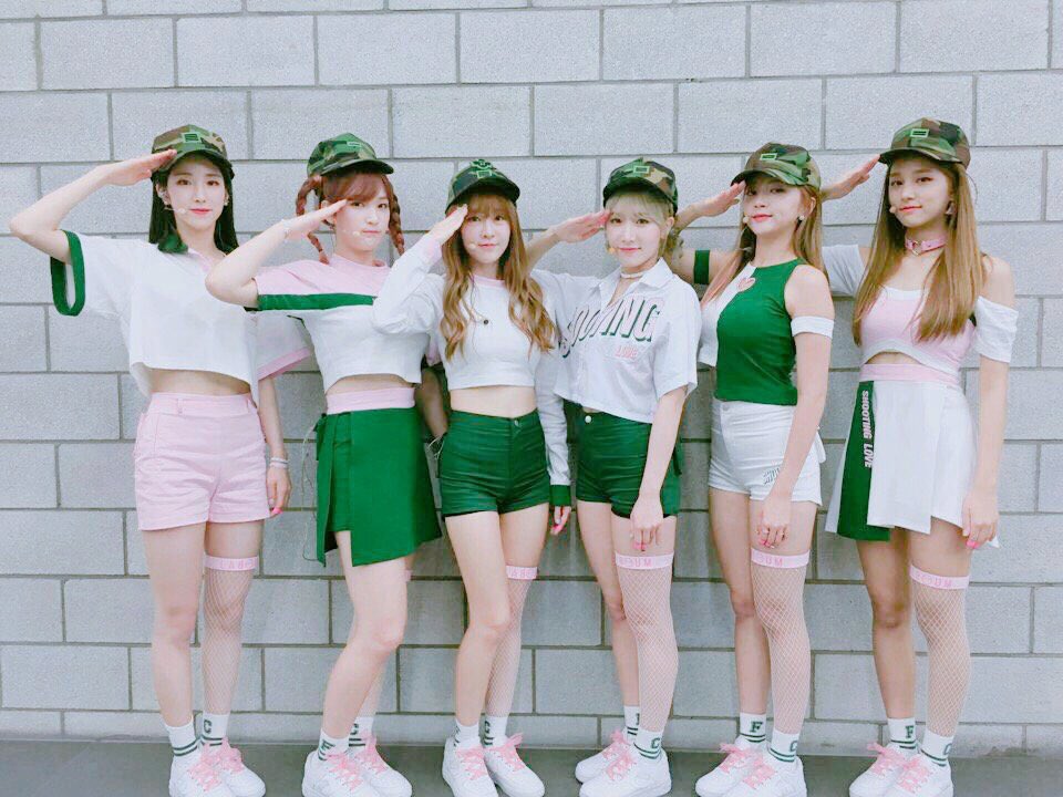 officialLABOUM's tweet photo. 낮이나 밤이나, 추울때나 더울때나 항상 우리 대한민국을 든든히 지켜주시는 국군장병 여러분! 여러분덕에 항상 가족들과 행복한 명절을 보낼 수 있습니다! 감사합니다! 국군 장병여러분들도 풍성한 한가위 보내세요! https://t.co/QKZvleommv