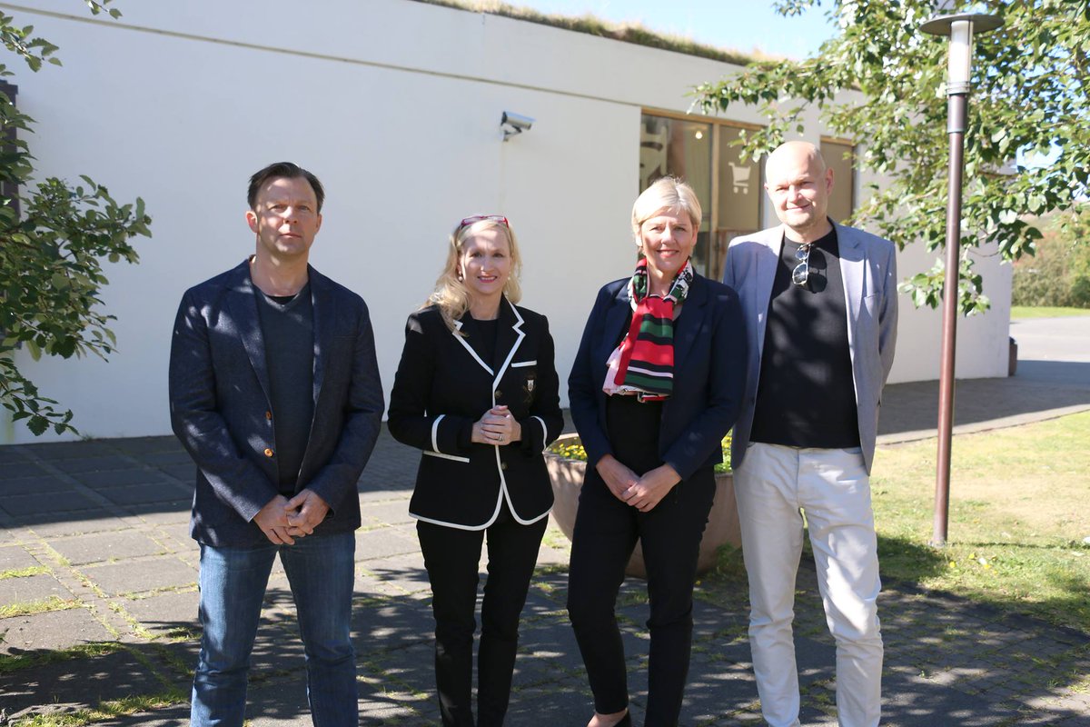 Vísindaþing um þjónandi forystu haldið við Háskólann á Bifröst.
bifrost.is/um-haskolann/f…