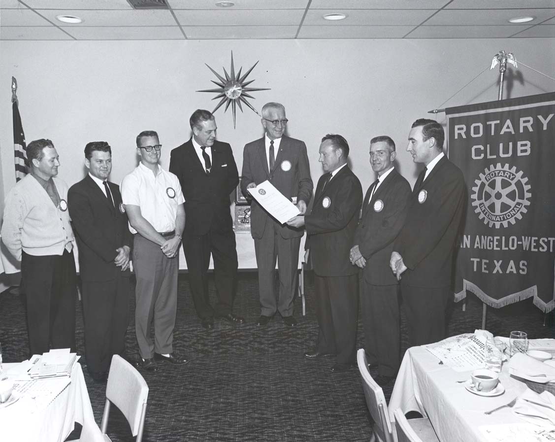 Rotary's tweet photo. In 1965 Rotary began supporting club projects to help our members do more good work. https://t.co/39obM9AjSC #TRF100 https://t.co/9pFcdUpKyT