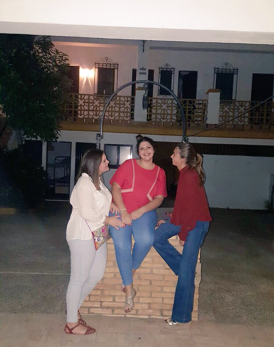 andrea_pardillo's tweet photo. Llegó la hora de despedir el verano y que mejor que dónde empezó @caarmeng #Mery https://t.co/sPu1Bwqf85