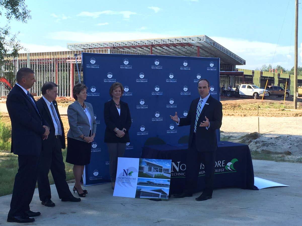 NTCCProvost's tweet image. Great partnerships begin with great leaders @NTCC_Wainwright @UNOpresidentJN @STPSBSupt #TransferPathways