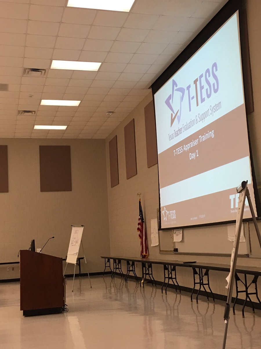 Dr_V_Lucy's tweet photo. Excited to facilitate some deep learning &amp; discussions @unitedisd #collaborativedialogue #ttess https://t.co/eM0OrEO6WC