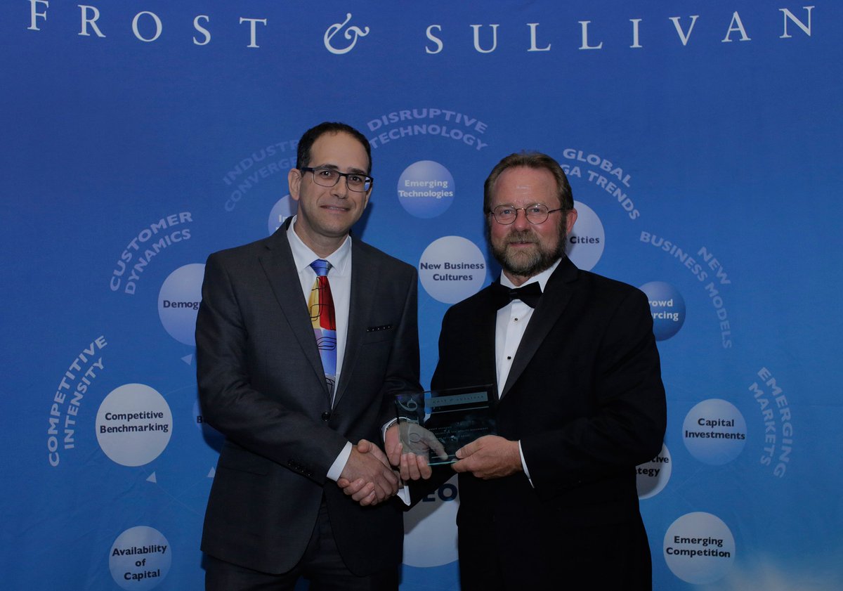 NICE_PublicSafe's tweet image. NICE&apos;s Doron Simon accepts @Frost_Sullivan award: North American 911 Recording/Quality Management Company of the Yr