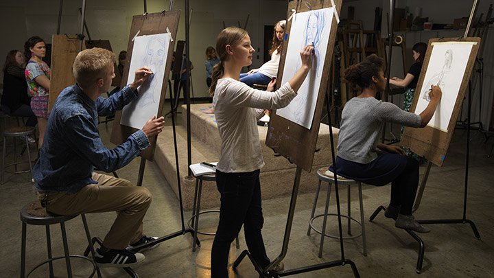 Calvin_Uni's tweet photo. U.S. News ranks Calvin College #1 in the Midwest https://t.co/CVL5mili3s https://t.co/JfG42FDhIz