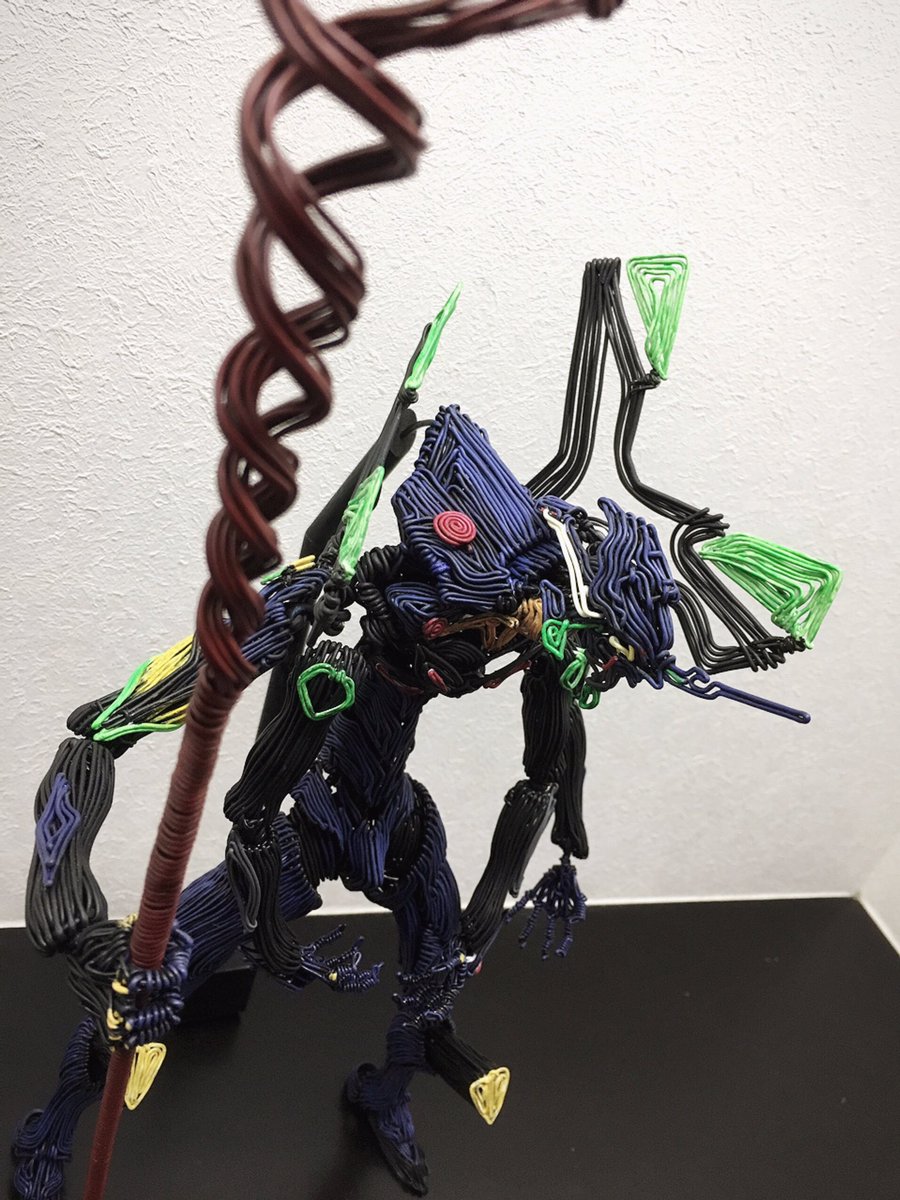 針金ロンギヌスの槍 一ヶ月前に作った13号機にやっと持たせることが