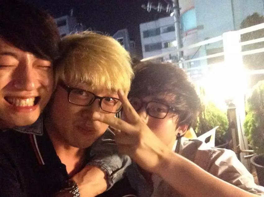rememberLION's tweet photo. 메리추쎀! https://t.co/QPAUXa99HB